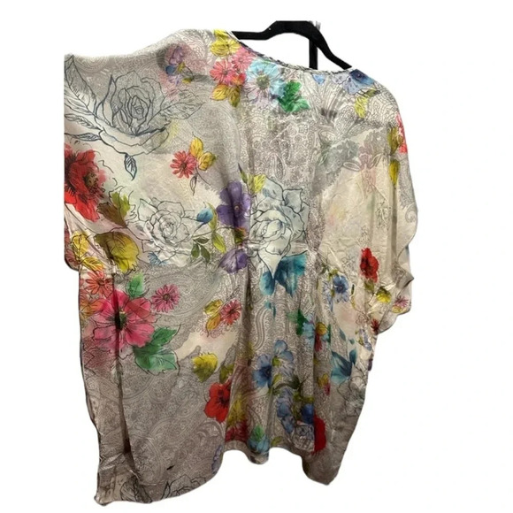 Johnny Was floral poncho size XS - Picture 3 of 9
